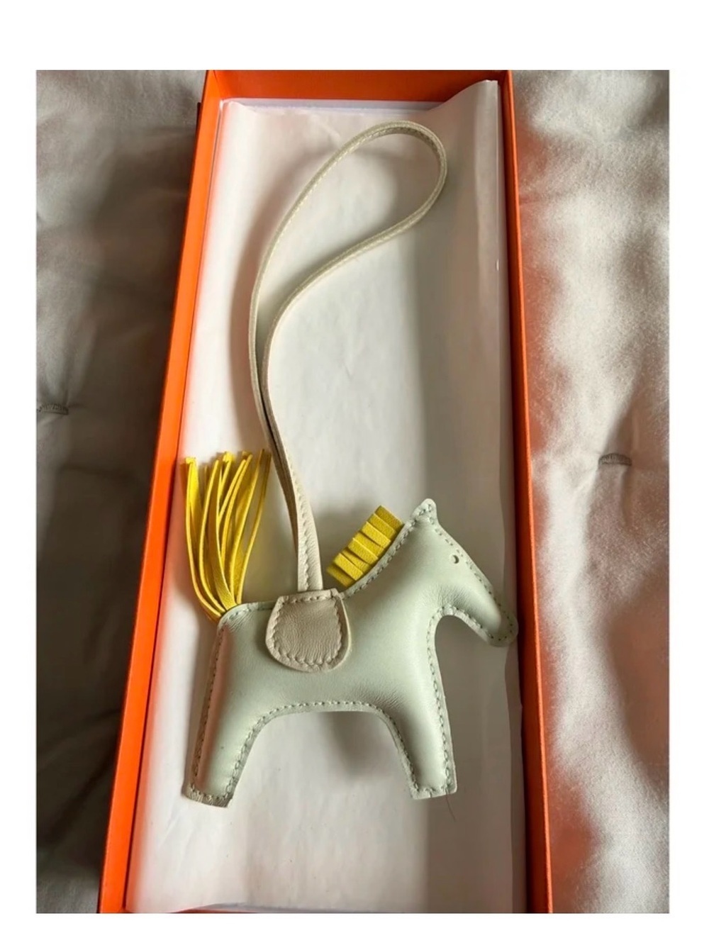 Hermes Pegasus Rodeo - Picture 6 of 6